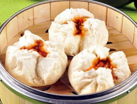 3. Steamed BBQ Pork Buns 叉燒包